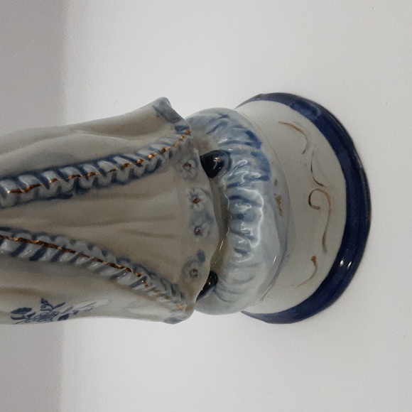 Vintage Porcelain Blue & White Lady 8.5" - Picture 8 of 10